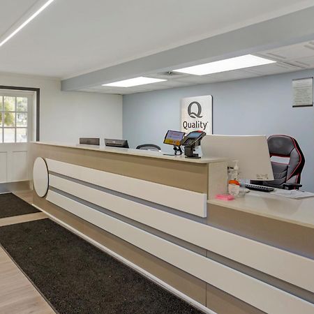Quality Inn Smoketown  Екстер'єр фото