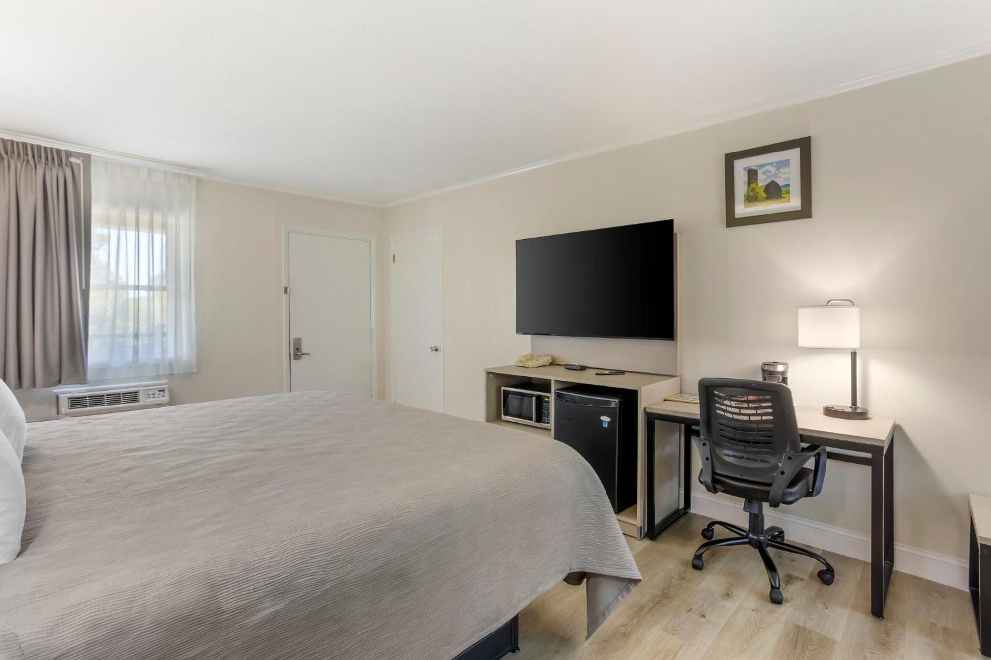 Quality Inn Smoketown  Екстер'єр фото